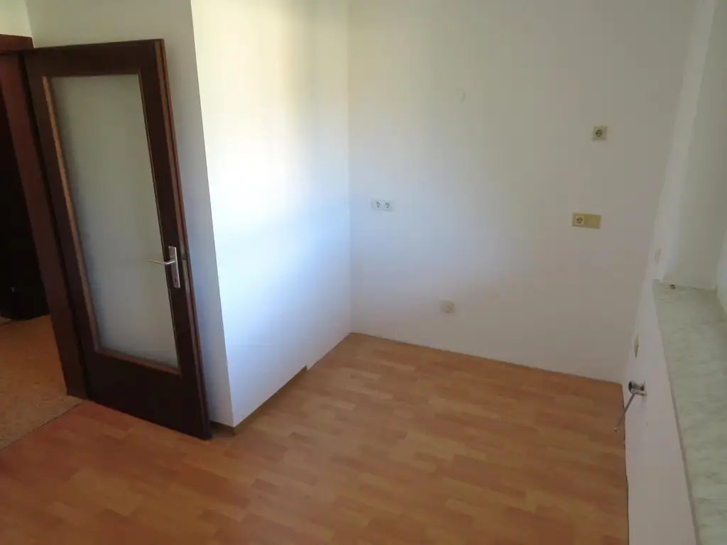 Geräumige 3-Zimmer-Wohnung mit Loggia in ruhiger Lage in Bad Schwanberg
