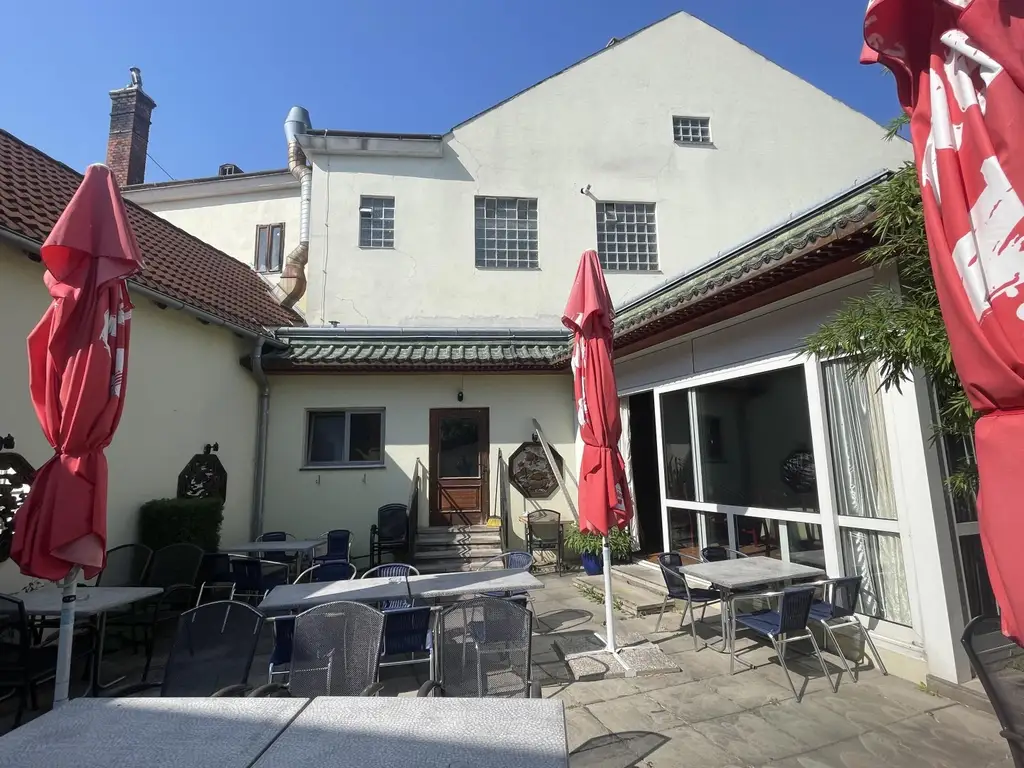 " Zinshaus mit Enwicklungspotential "