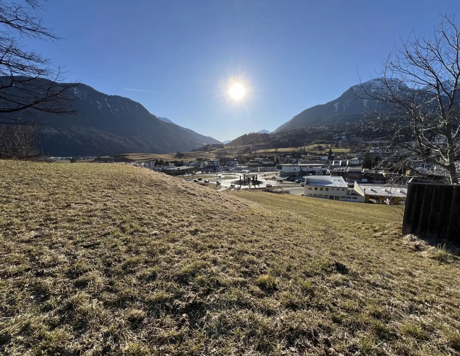 Sonniges Grundstück zur Doppelhausbebauung mit prächtigem Ausblick