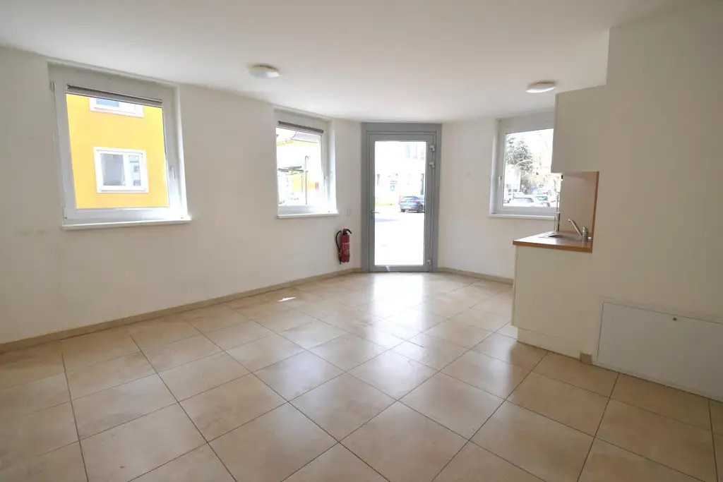 Modernes Büro in zentraler Lage und Bahnhofsnähe