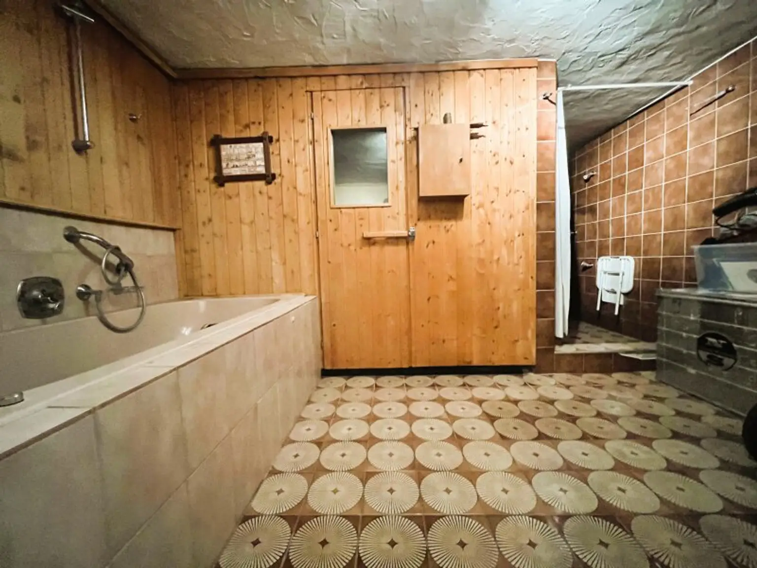 TOP Gelegenheit: Wohnhaus mit touristischer Widmung und über 380m² Wohnfläche fußläufig zum Skigebiet ab sofort kaufen!