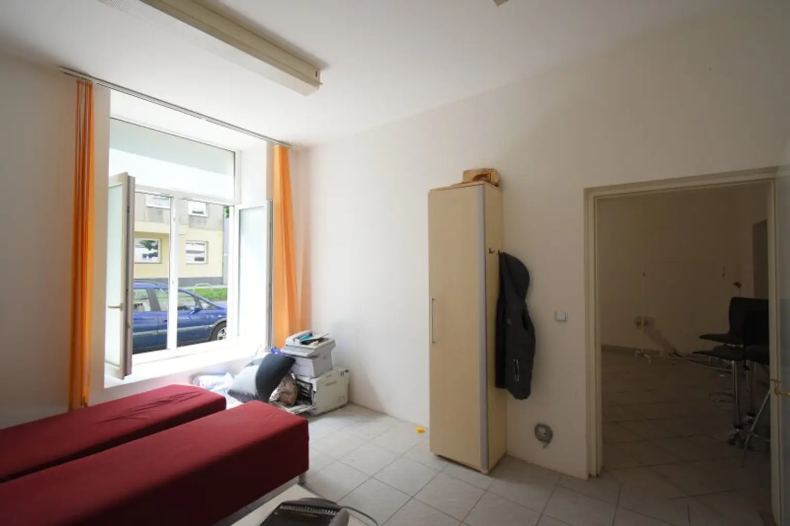 ++NEU++ 3 Zimmer Geschäftslokal mit Straßenzugang - großes Umbaupotenzial