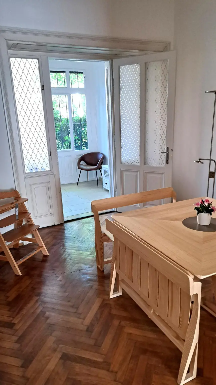 Wohnen wie im alten Wien! Traumhafte klassische Altbauwohnung Nähe Schönbrunn und U 4