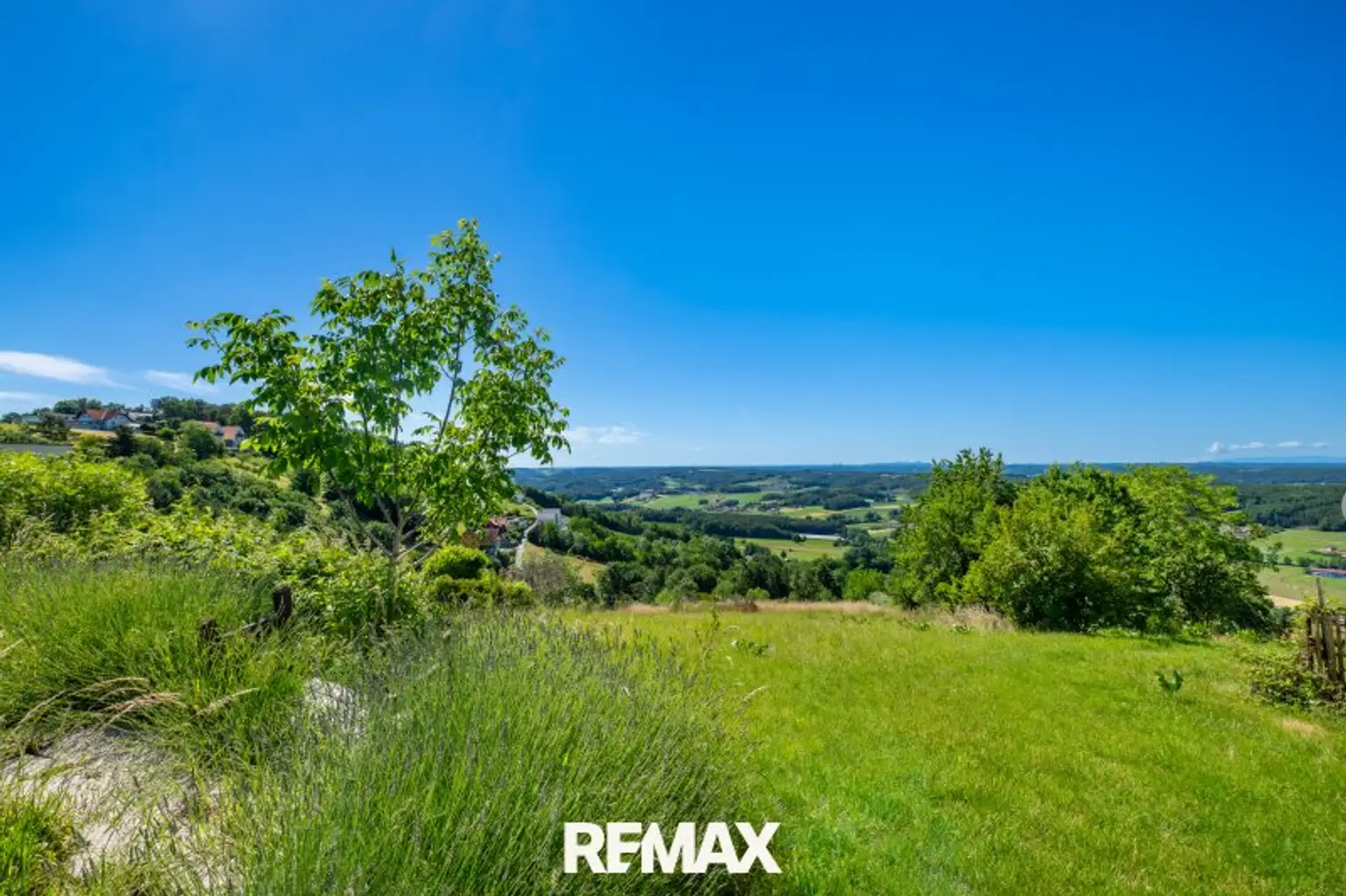Grundstück mit Ausblick