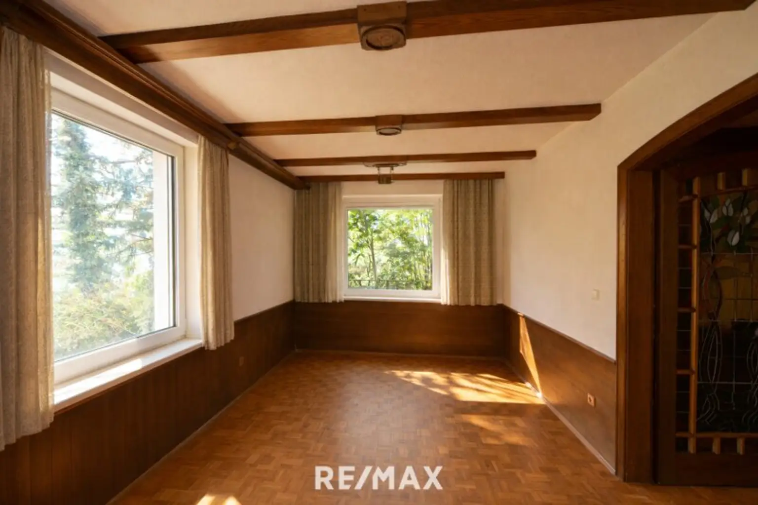 Esszimmer (virtuell ausgeräumt)