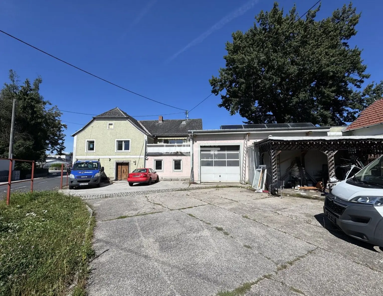 Optimale Gewerbeimmobilie im Kerngebiet von 4063 Neubau - Vielseitige Nutzungsmöglichkeiten!