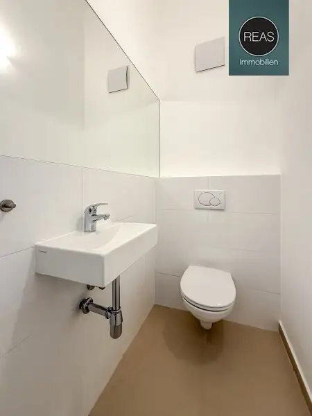 Klimatisiertes Büro bei neuer U5 Station! Repräsentatives Haus in bester Innenstadtlage bei der Votivkirche!