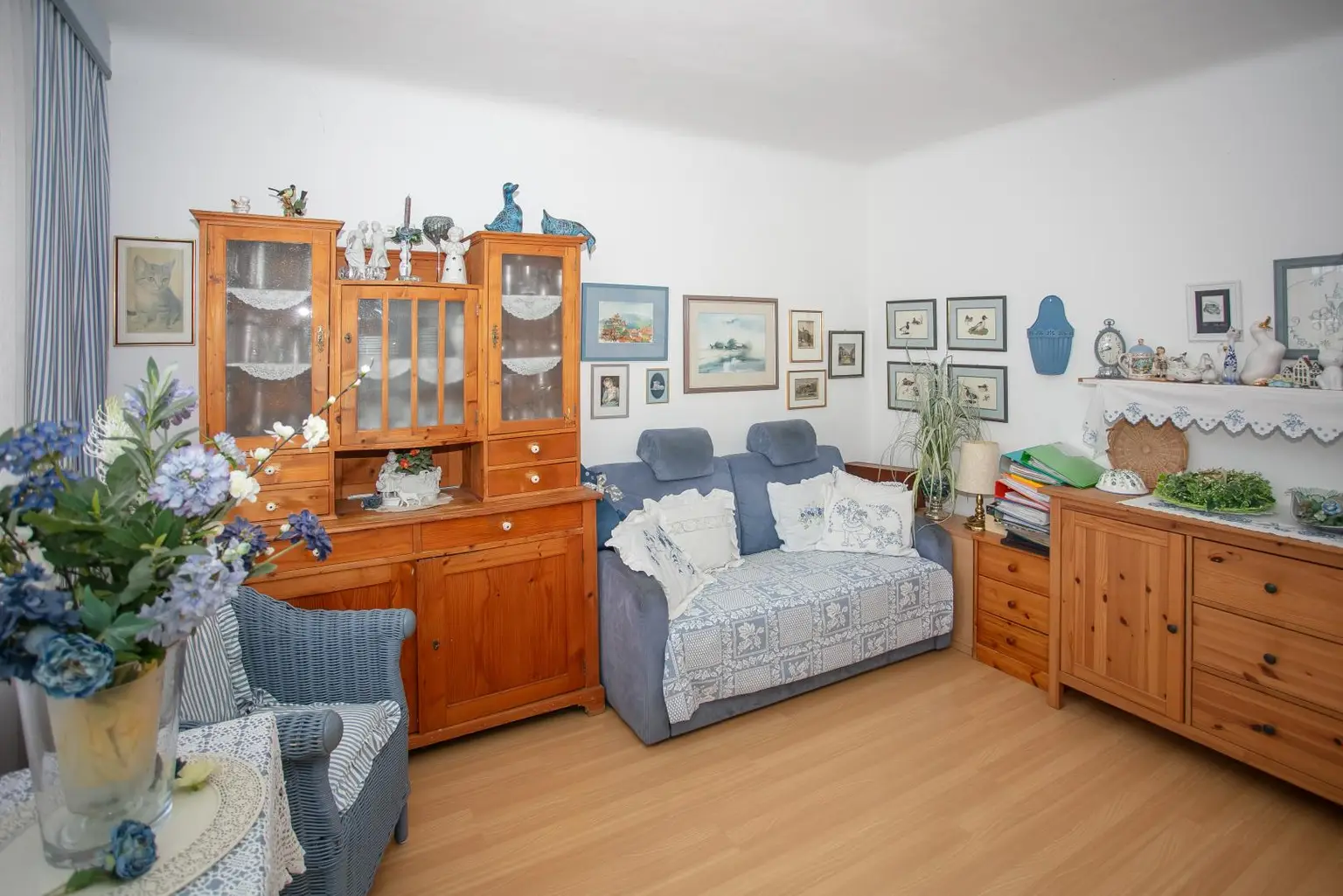 Wohnzimmer EG Ansicht 2