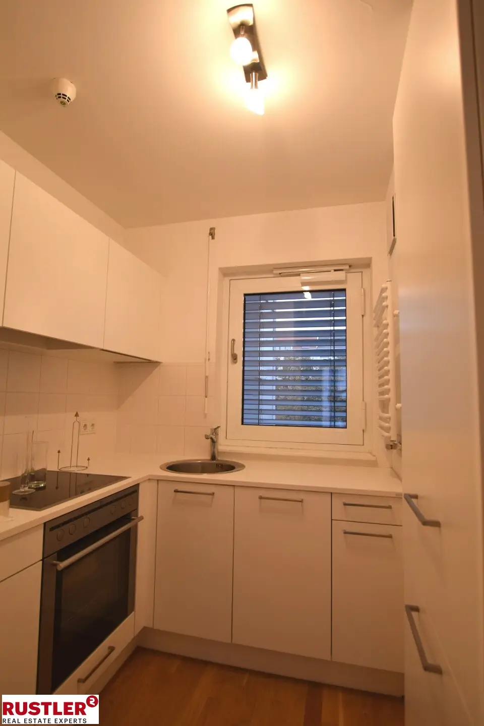 U4 Pilgramgasse: Eleganz mit großer Terrasse