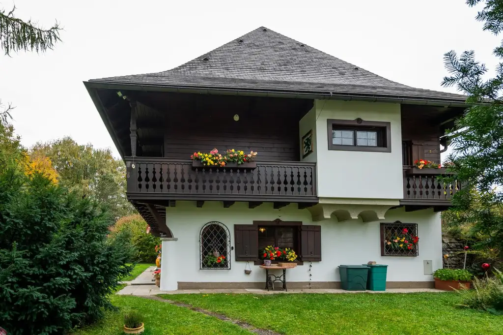 Landhaus in Lassing – Stilvoller Rückzugsort in den steirischen Bergen