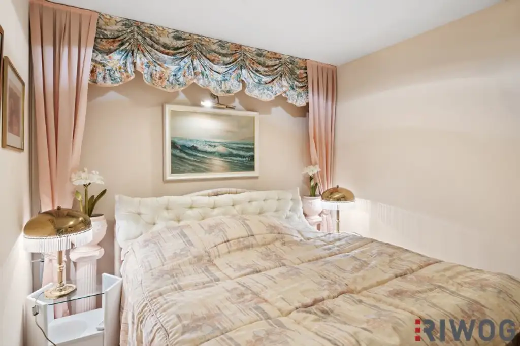 Private Estate Villa mit Fernblick | Privatwald | Virtual Tour | 4.200m2 Garten |  25 min. in den 1. Bezirk | Pool & Sauna