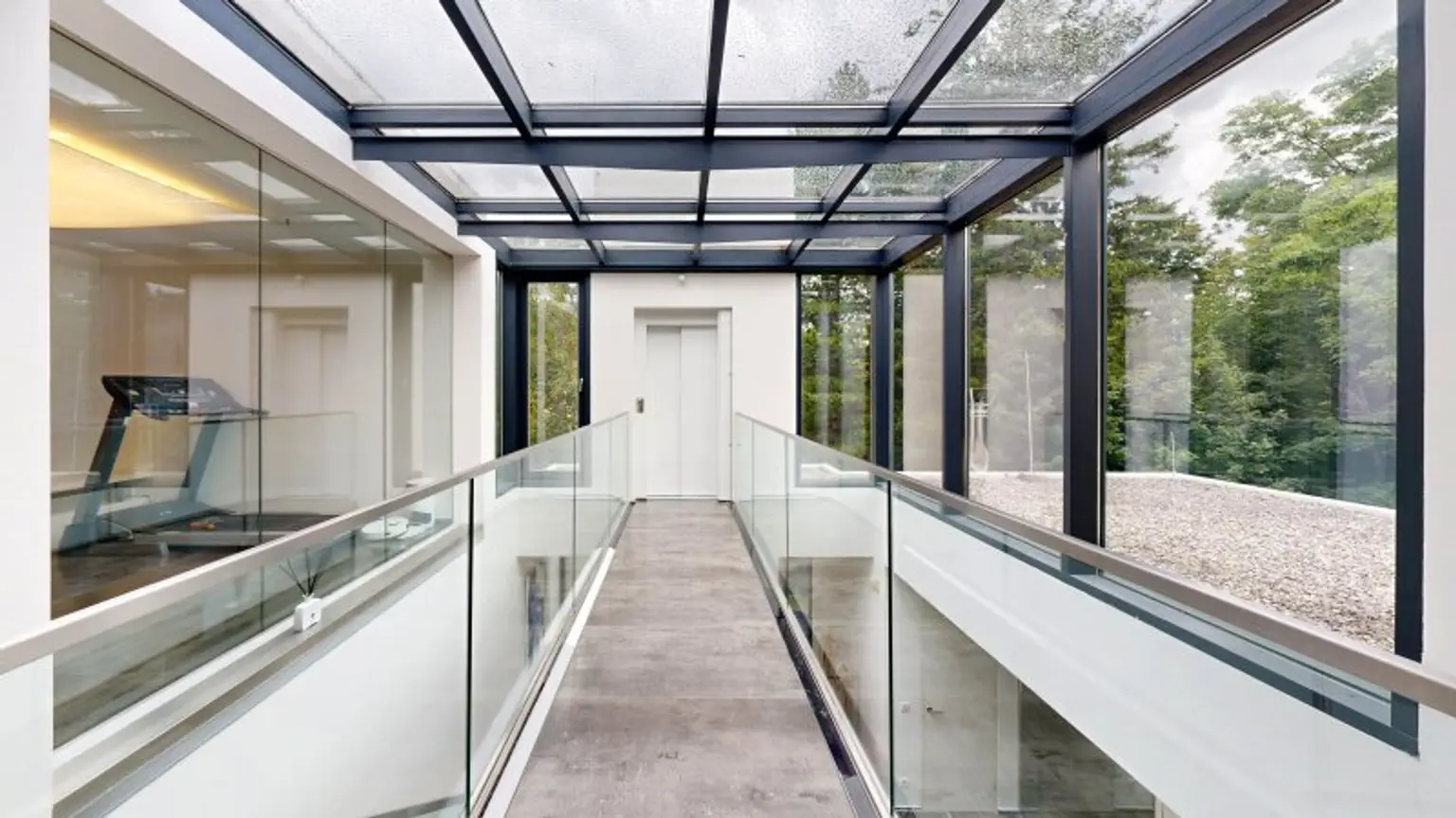 Luxusvilla mit Infinitypool in absoluter Ruhelage in Hinterbrühl – Exklusives Anwesen mit Top-Ausstattung
