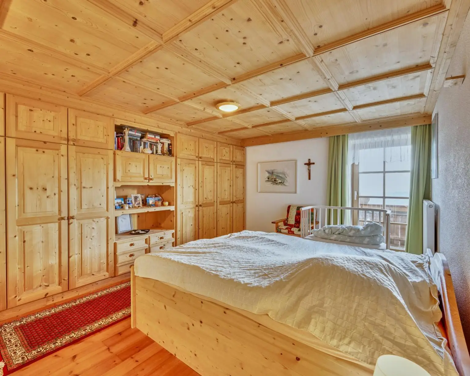 Schlafzimmer 1