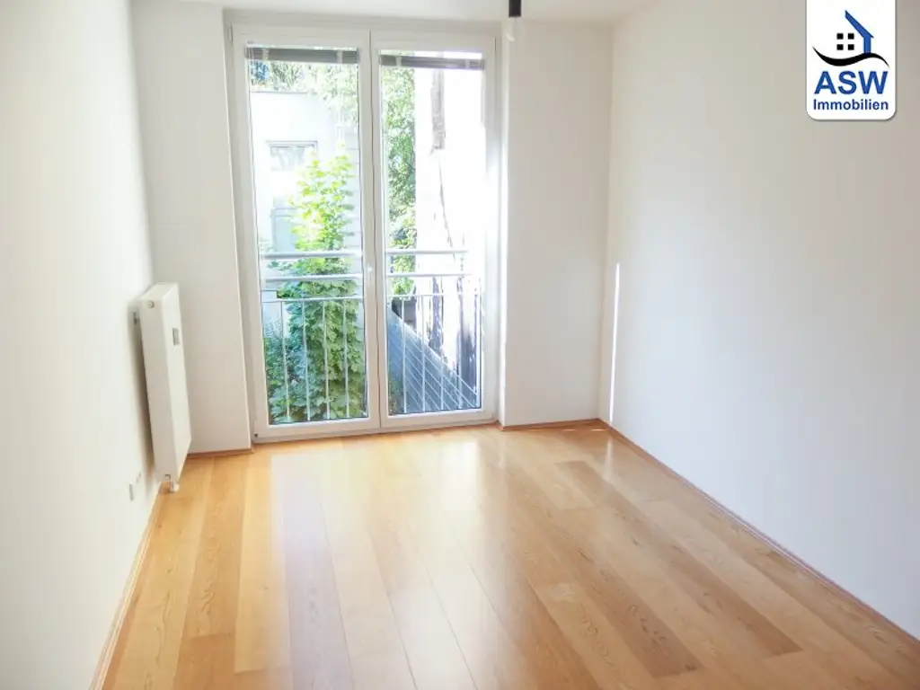 Bürowidmung: Tolle 3-Raum-Maisonette mit Terrasse und Garten