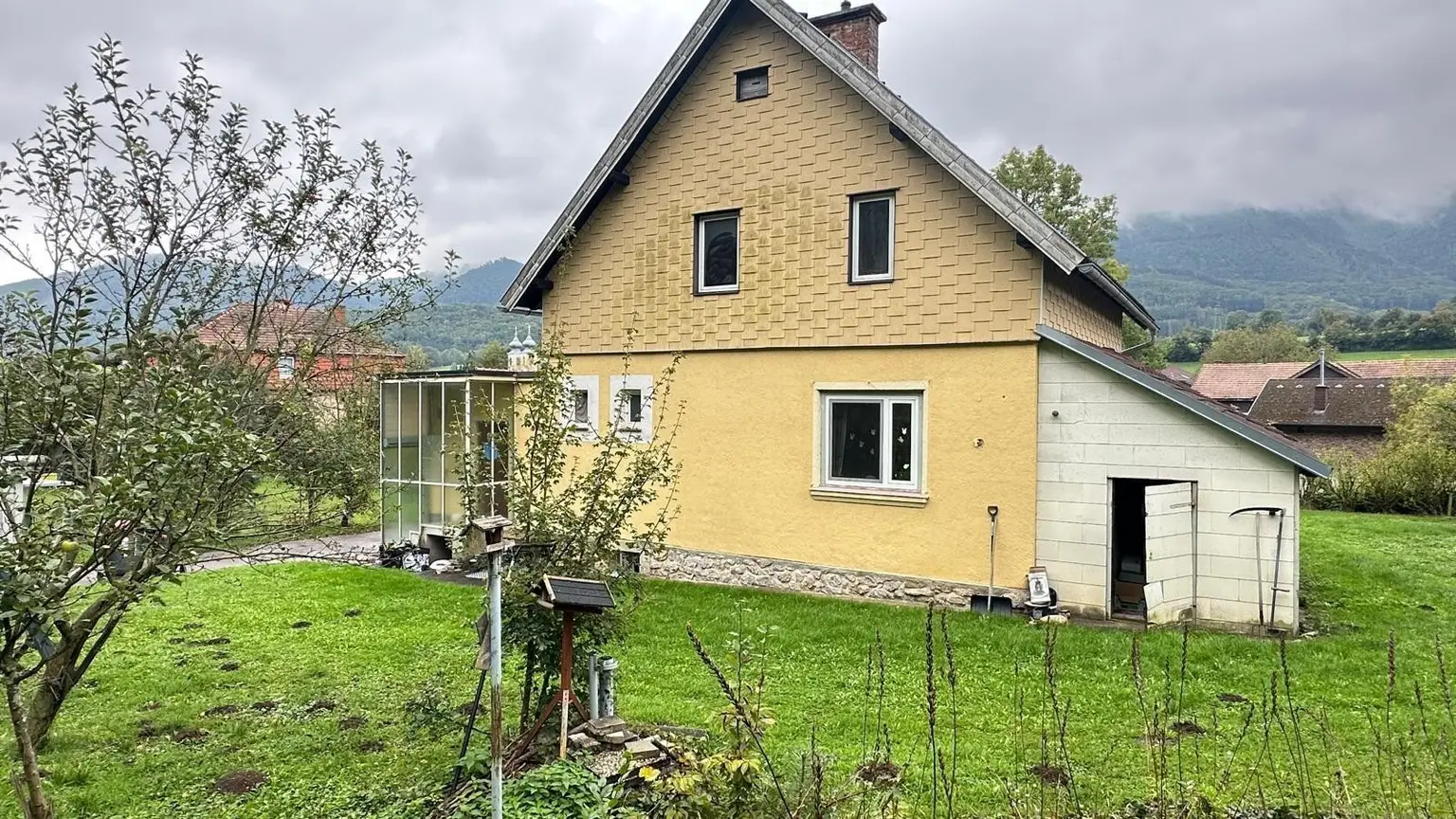 "Charmantes Einfamilienhaus mit idylischem Garten!"
