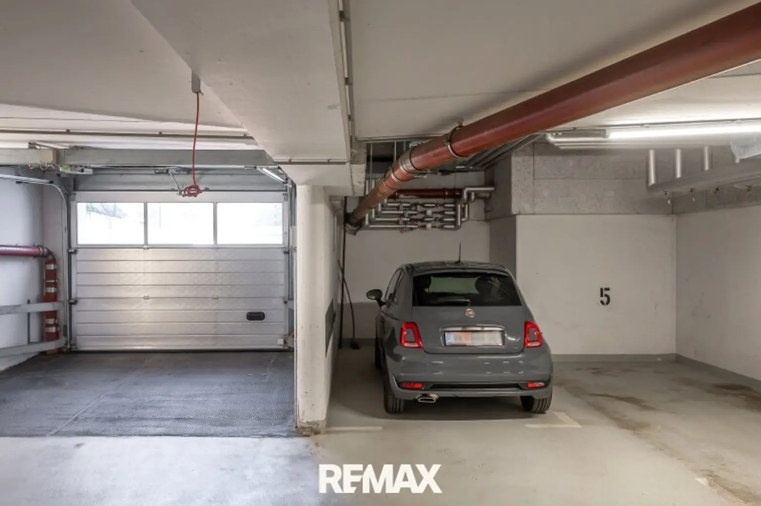 Garagenstellplatz