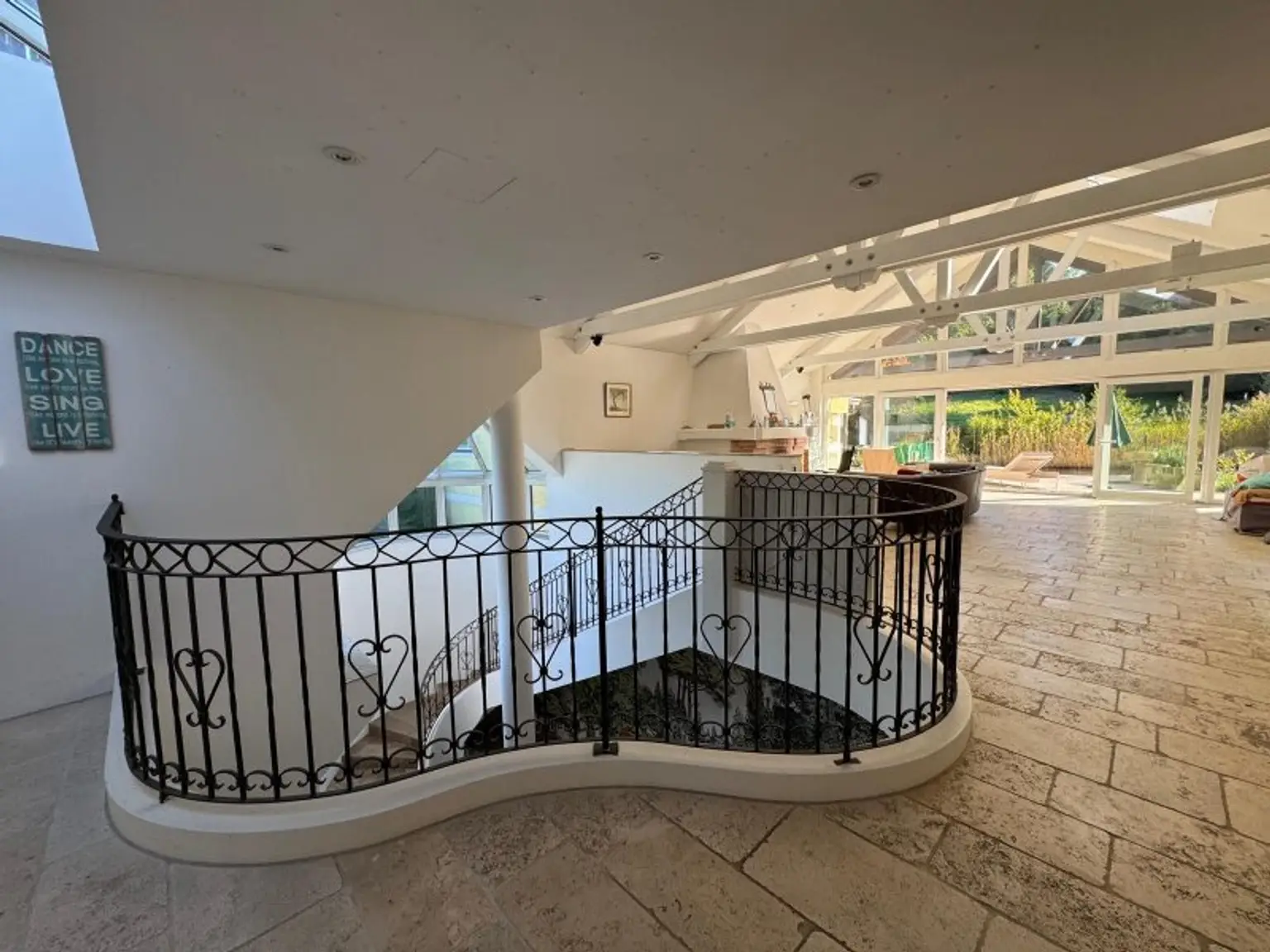 Repräsentative Villa in Bestlage - Architektur, Raum und Lage auf höchstem Niveau