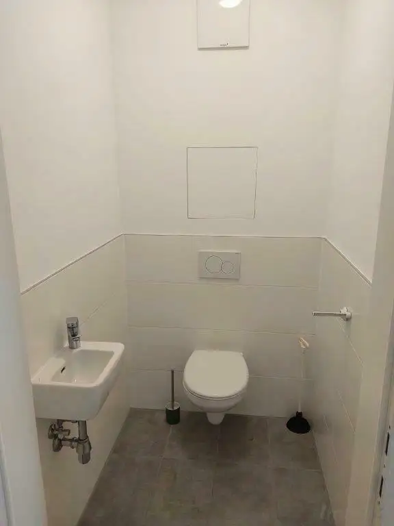 Großzügige 5-Zimmer-Gartenwohnung mit Tiefgaragenplatz in Villenviertel zwischen UNI und LKH - Nähe Hilmteich ab sofort zu vermieten!