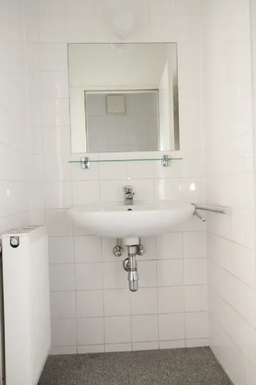 4% BAR-Rendite! Befristet vermietetes Geschäftslokal mit Fensterfläche bis 09/2029