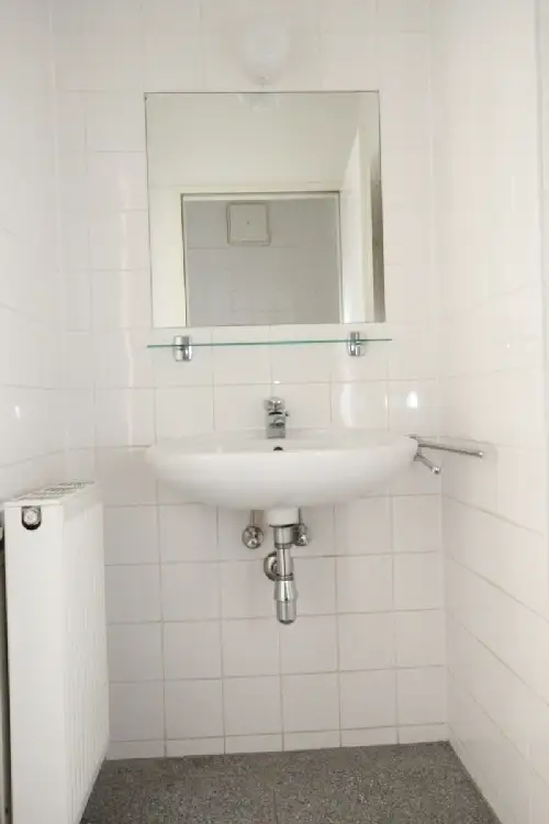 4% BAR-Rendite! Befristet vermietetes Geschäftslokal mit Fensterfläche bis 09/2029
