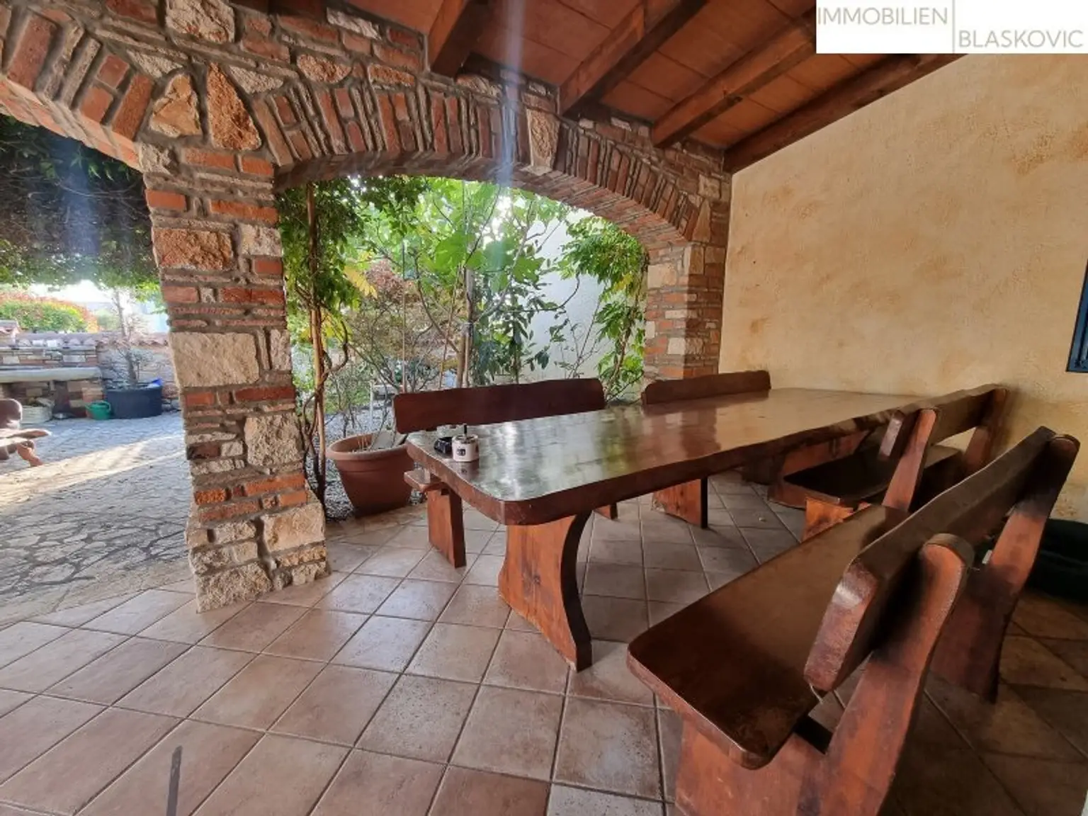Porec Umgebung - Attraktives Steinhaus mit 2 Appartements und Pool/Wellness