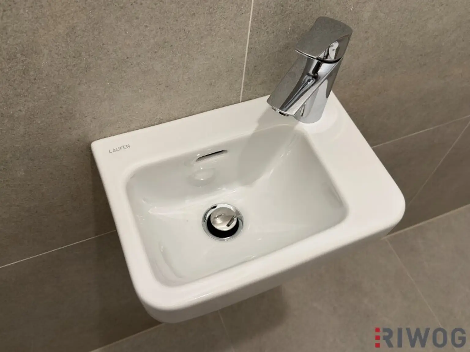 HERBSTAKTION - NEUE PREISE | 2-Zimmer Altbauwohnung mit geräumiger Wohnküche | Fernwärme