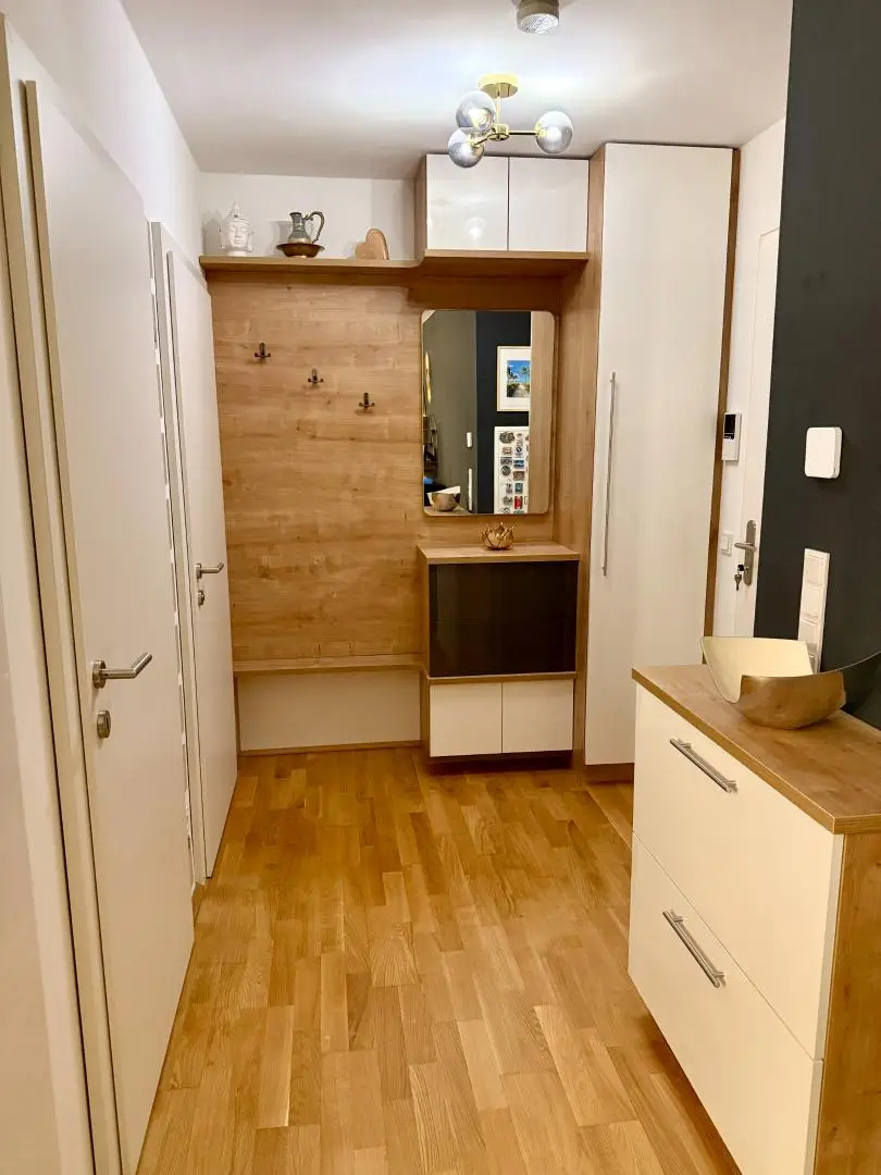 Moderne 2-Zimmer-Wohnung mit XL-Balkon & Tiefgarage in Graz-St. Peter