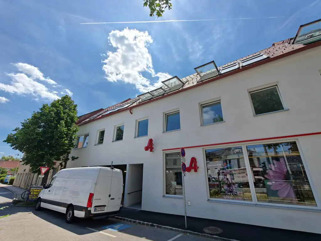 Open-Hause-Day / Samstag, 18.Oktober 2025 von 10:00 bis 14:00 Uhr | 4-Zimmer-Wohnung mit Loggia|  2 Garagenplätze möglich