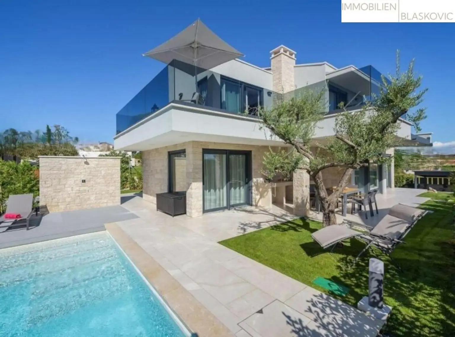 Porec Umgebung - Attraktives Haus mit Pool, Whirlpool und Sauna