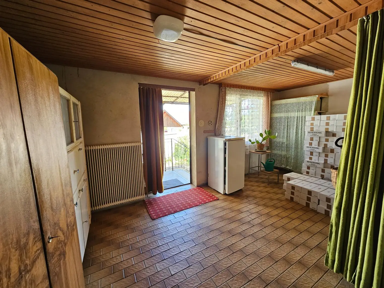 Einfamilienhaus mit kleinem Garten
