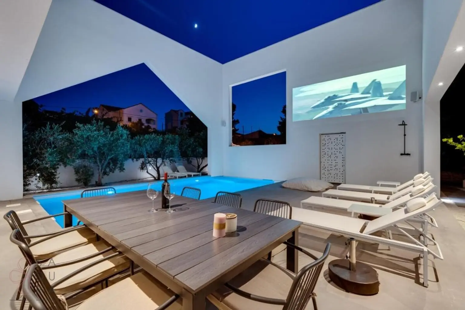 Amazing New Villa auf der Insel Brač – Mediterraner Luxus direkt am Meer