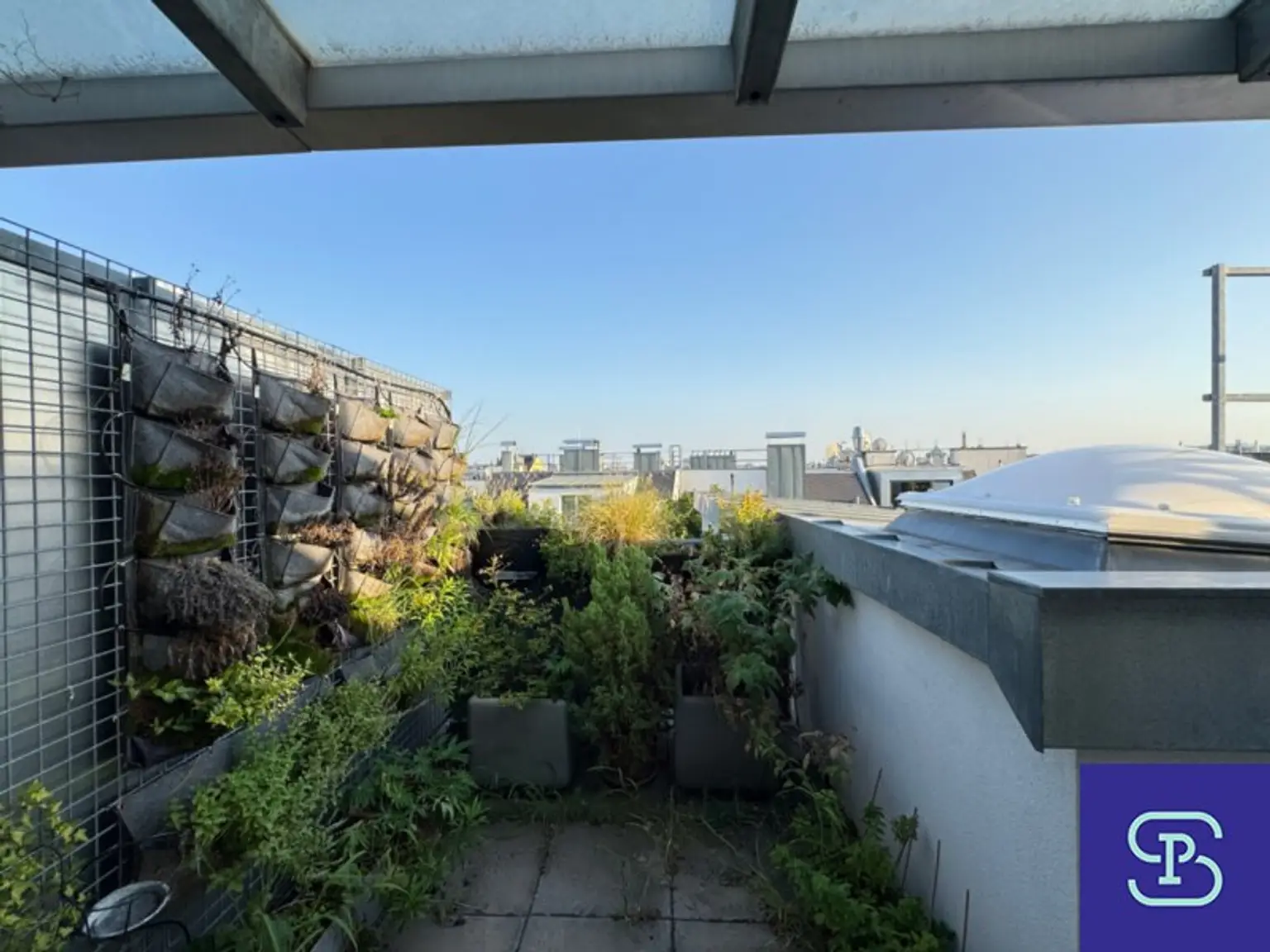 Wunderschöne 101m² Dachgeschoßwohnung mit Terrasse beim Yppenplatz - 1160 Wien