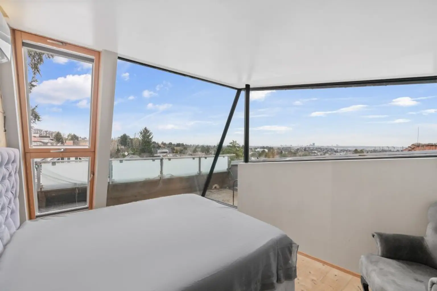 Architektenvilla mit Pool und Biosauna in 1230 Wien-Mauer