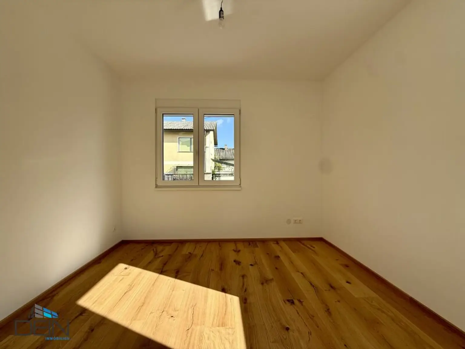 NEU! TRAUMHAFTE 5 ZIMMER DOPPELHAUSHÄLFTEN MIT EIGENGÄRTEN IN MARKGRAFNEUSIEDL!