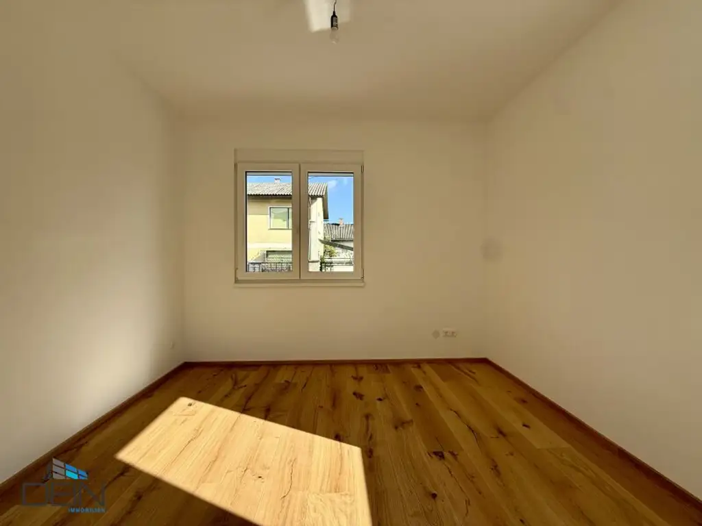 NEU! TRAUMHAFTE 5 ZIMMER DOPPELHAUSHÄLFTEN MIT EIGENGÄRTEN IN MARKGRAFNEUSIEDL!