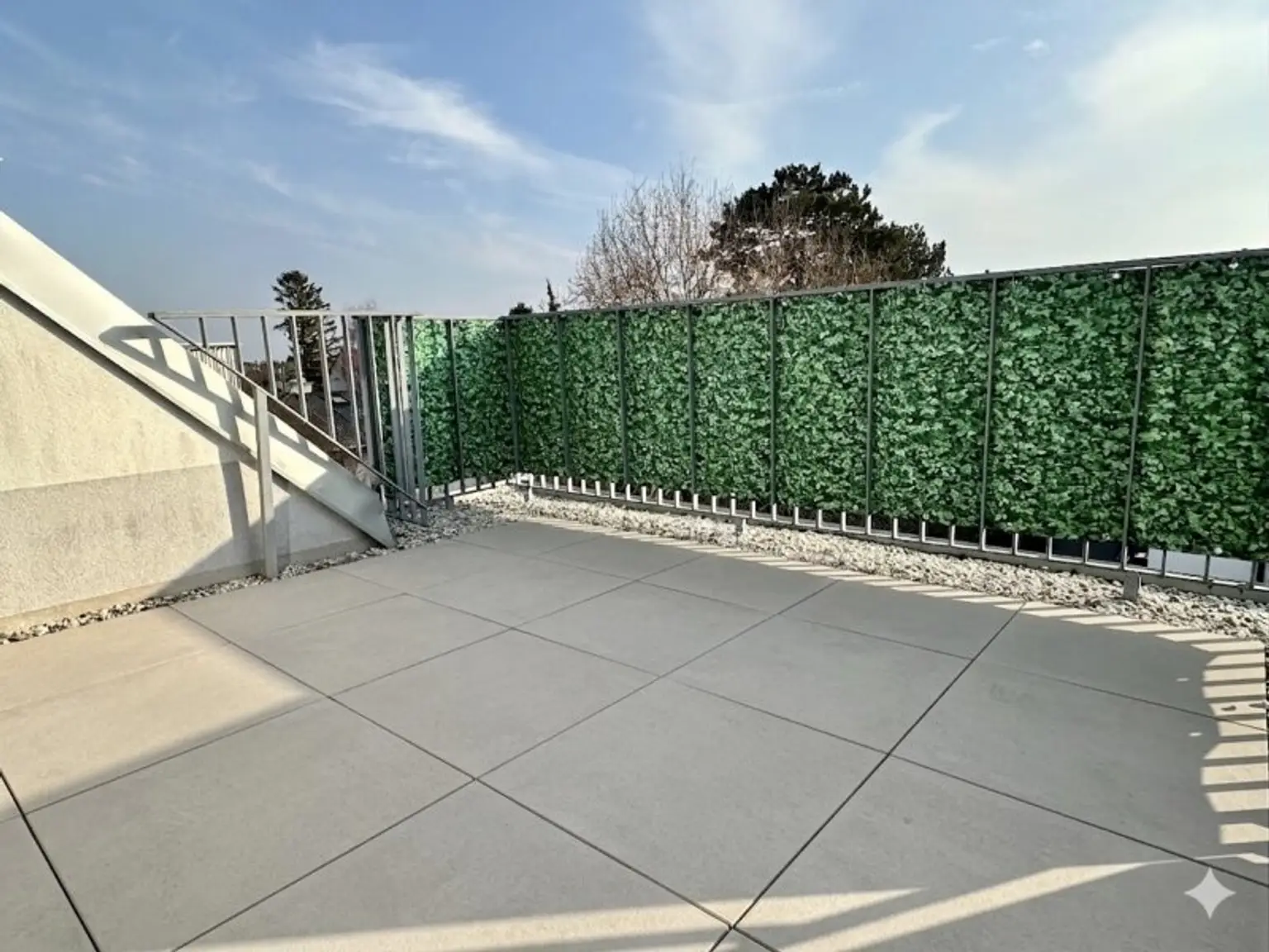 Terrasse Dachgeschoss_bearbeitet mit Gemini