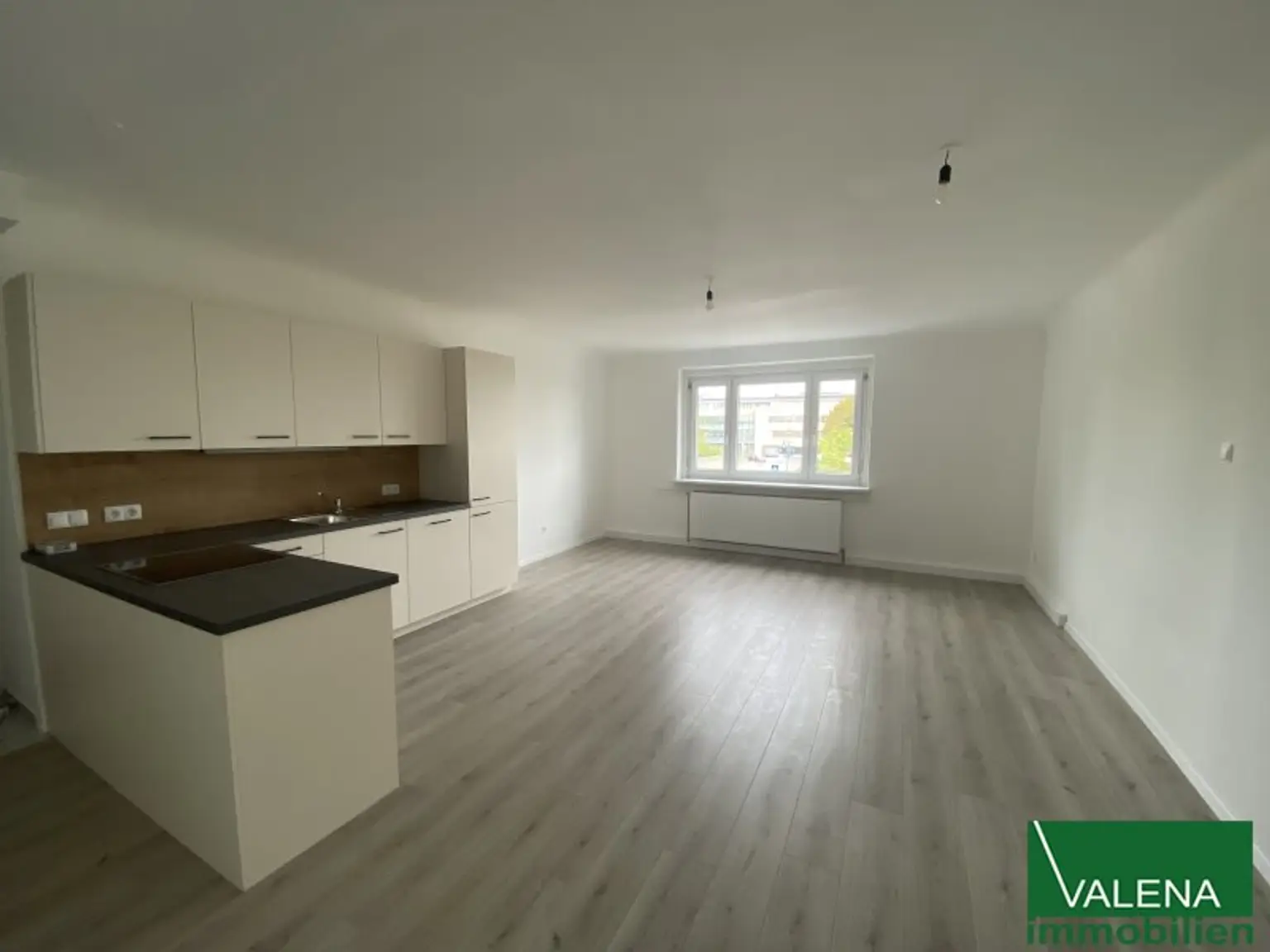 Wohnung mit 3 Schlafzimmern, Wohnküche in Bahnhofsnähe