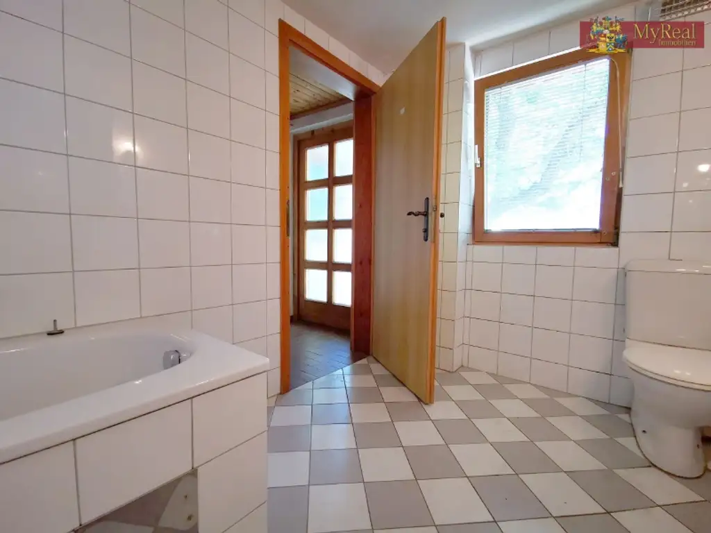 Ruheoase mit Pool  in Ruhelage
