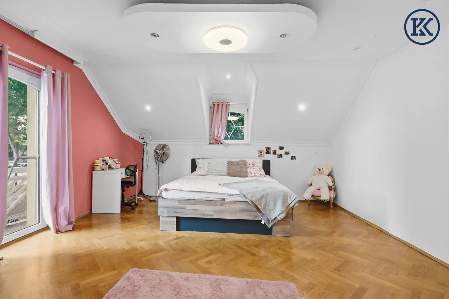 Schlafzimmer 5