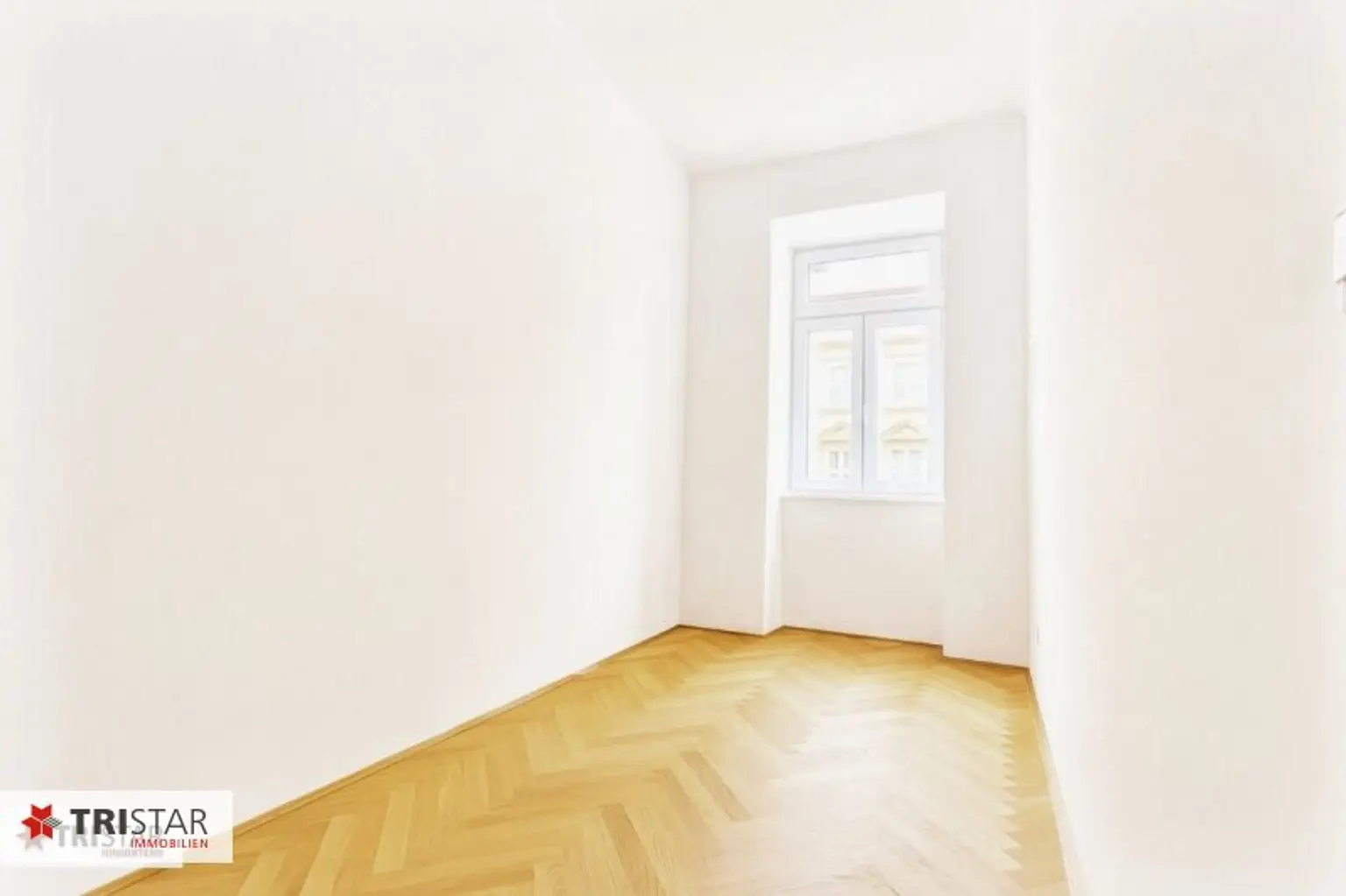 TOP ERSTBEZUG NACH HOCHWERTIGER SANIERUNG ++ HELLE HOHE RÄUME ++ Im 16. Bezirk wartet deine neue Eigentumswohnung - Altbaustil mit modernen Anspruch