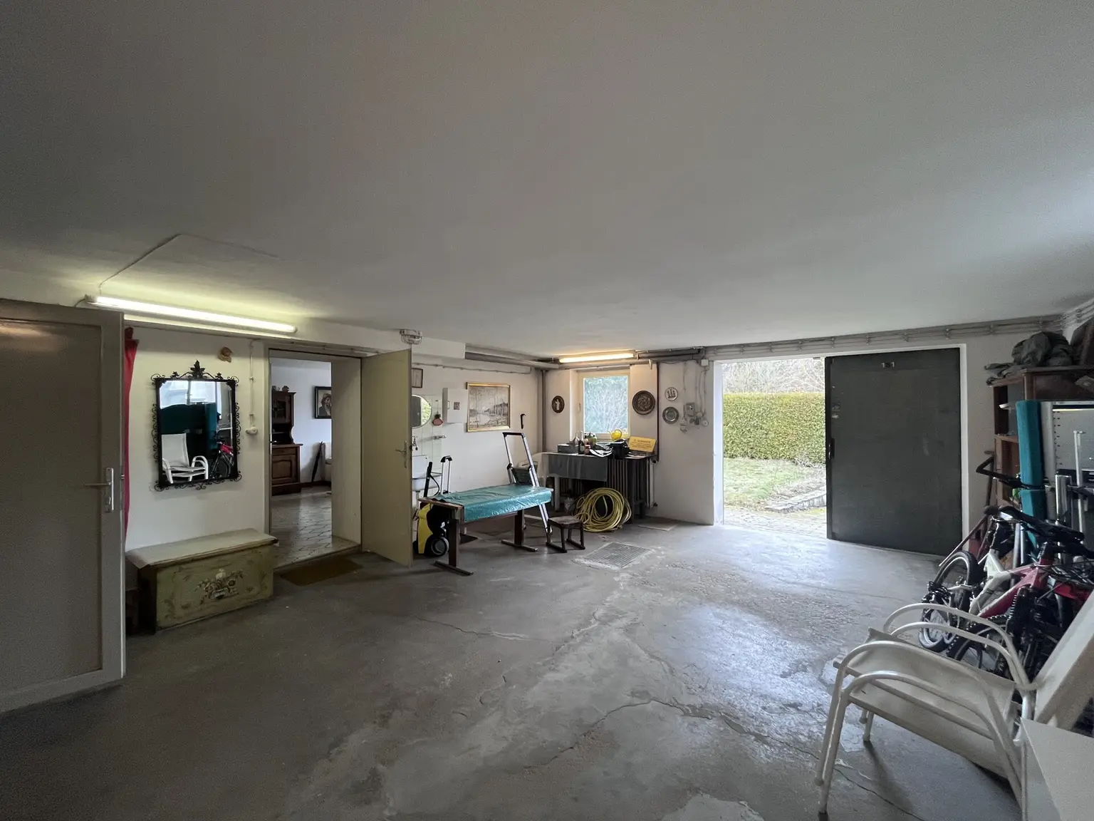 Schönes Einfamilienhaus mit Gartenparadies