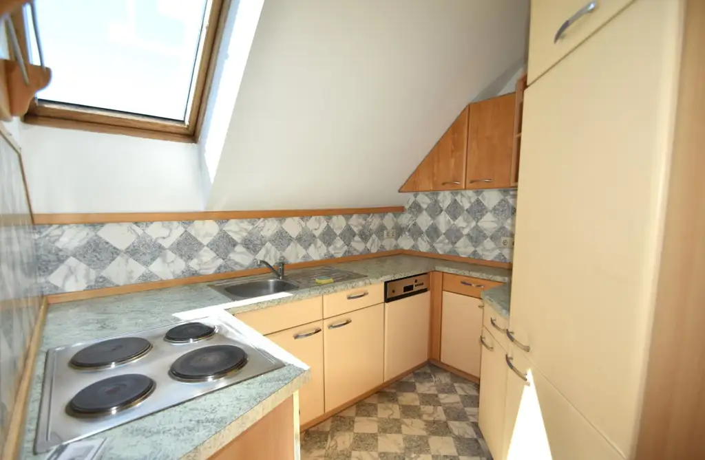 Dachgeschosswohnung in Grünlage nahe Amstetten