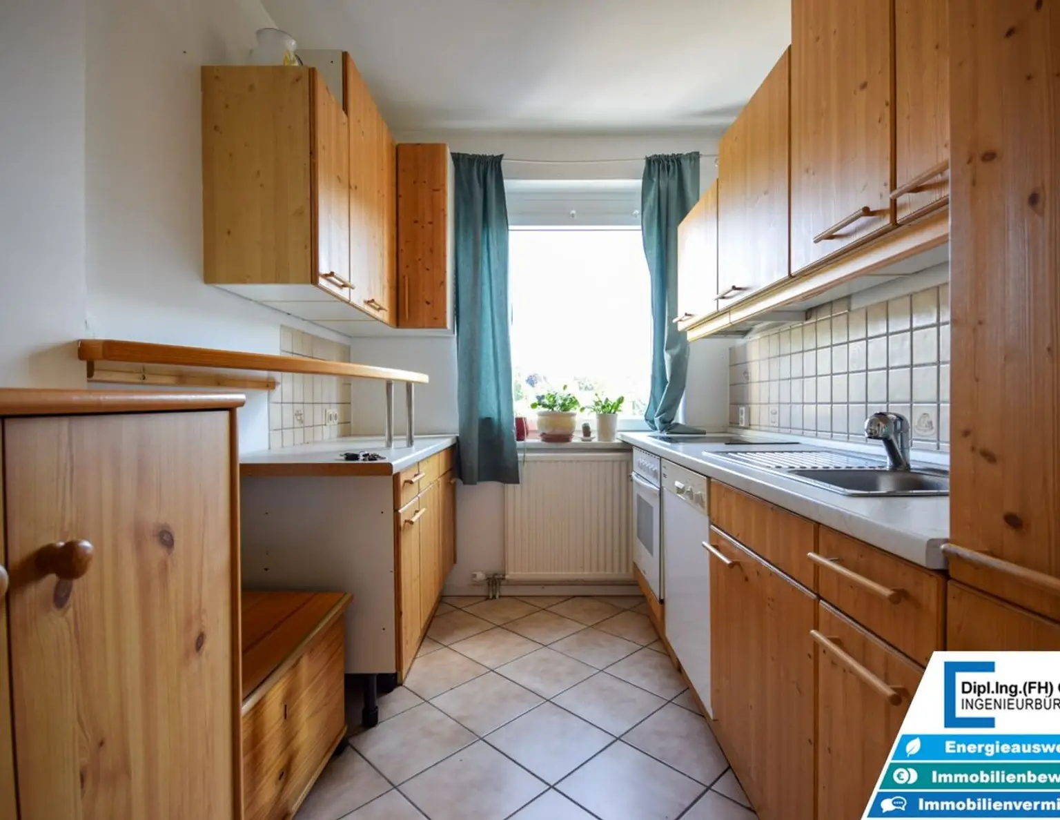 Dachgeschosswohnung in Toplage an der Traun - 3 Zimmer, Loggia & Lift in Thalheim bei Wels