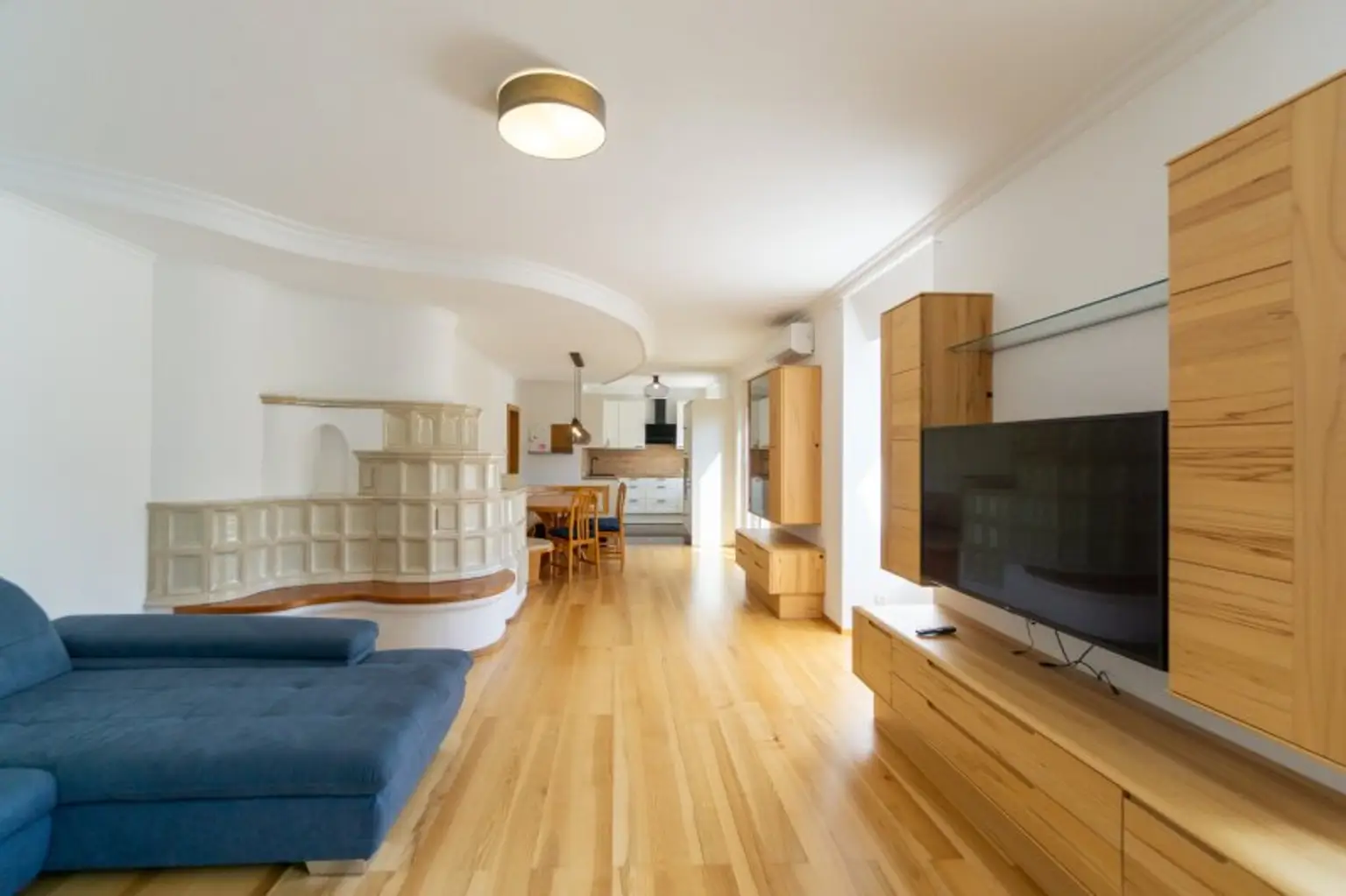 Dachterrassenwohnung vom Feinsten! Komfort und Ruhe im Grünen auf knapp 100 m²