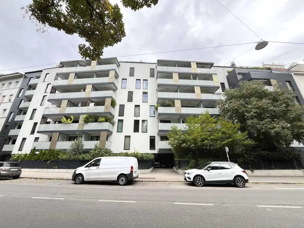 Moderne 3-Zimmer-Wohnung mit Balkon - Wohnen am Arenbergpark!