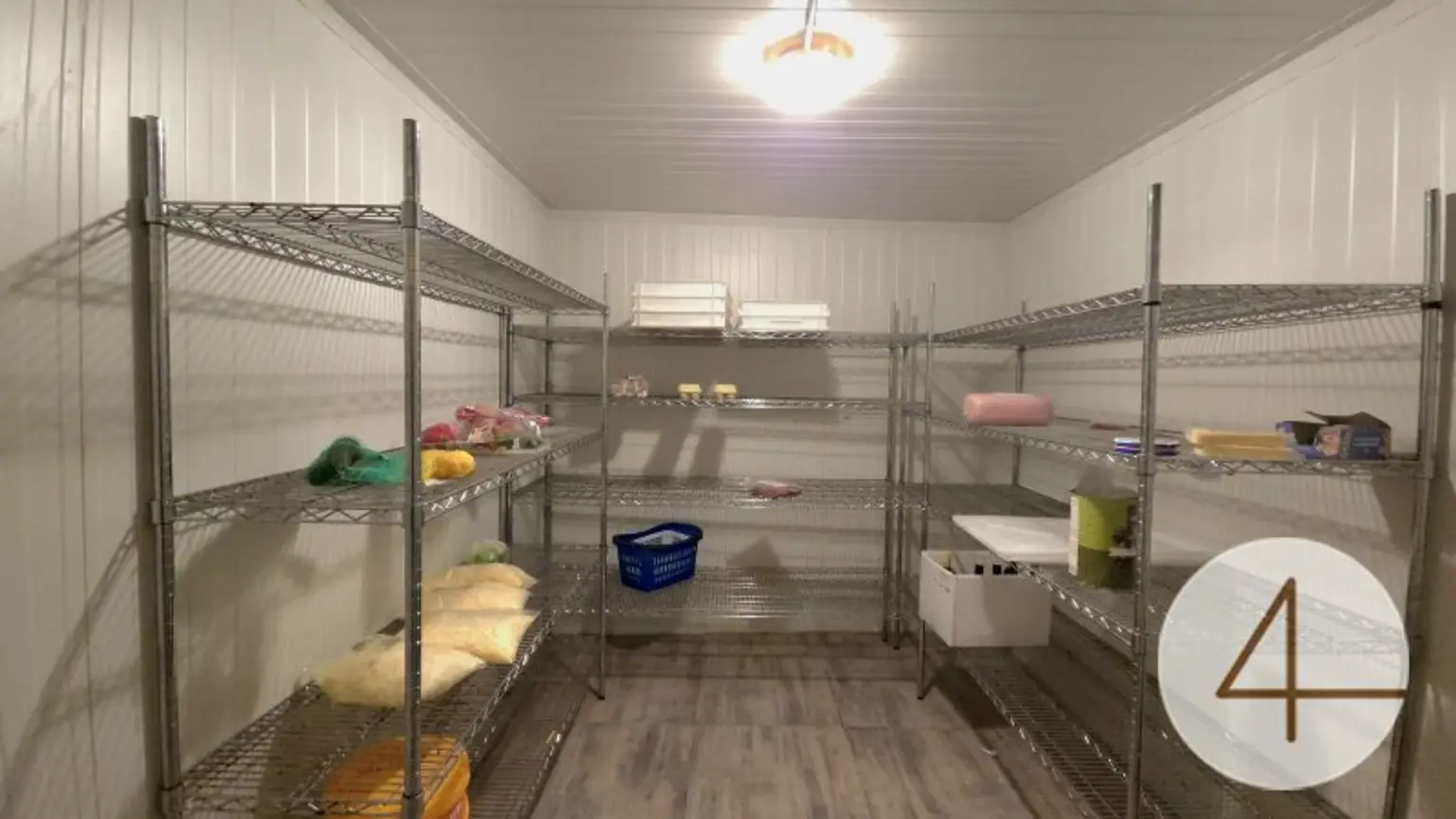 Ofen heiß, Lage top – Einzige Pizzeria im Ort zu übernehmen!