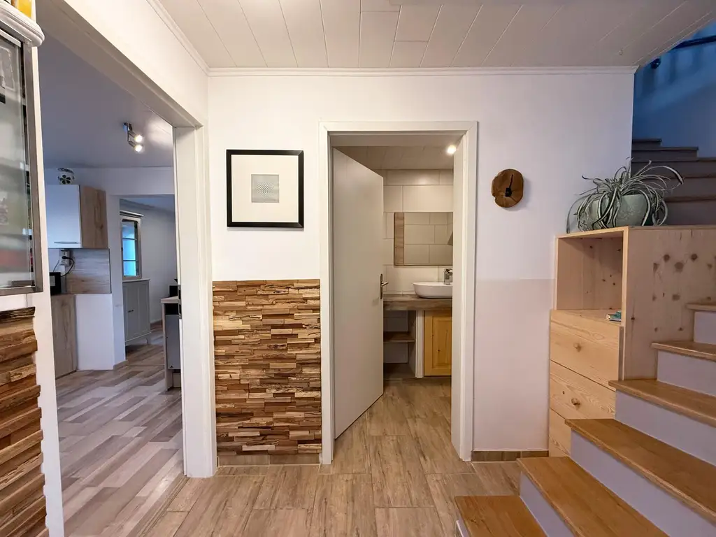 Einfamilienhaus in Ybbs - neuer Wohntrakt zum Fertigstellen inklusive!