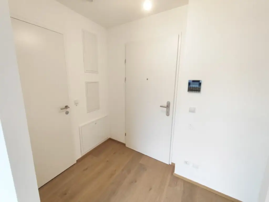 Modern wohnen in Meidling! DG-2-Zimmer-Erstbezug mit Sonnenterrasse - Top70