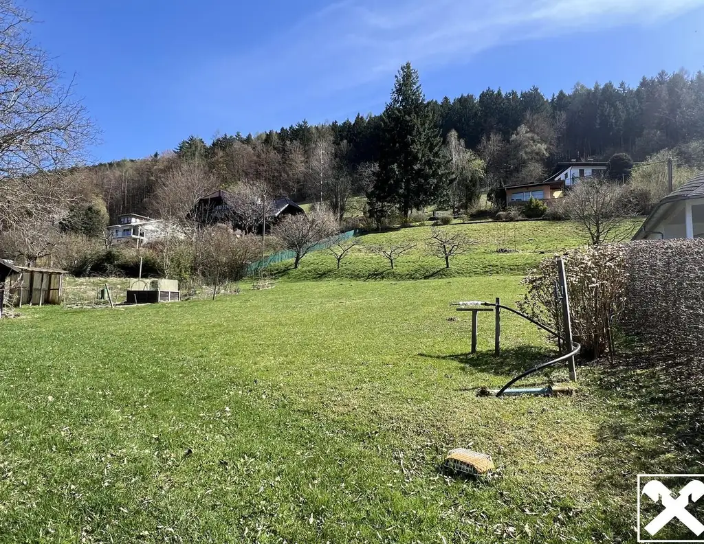 RARITÄT - Exklusives Baugrundstück mit traumhaftem Blick auf den Ossiacher See