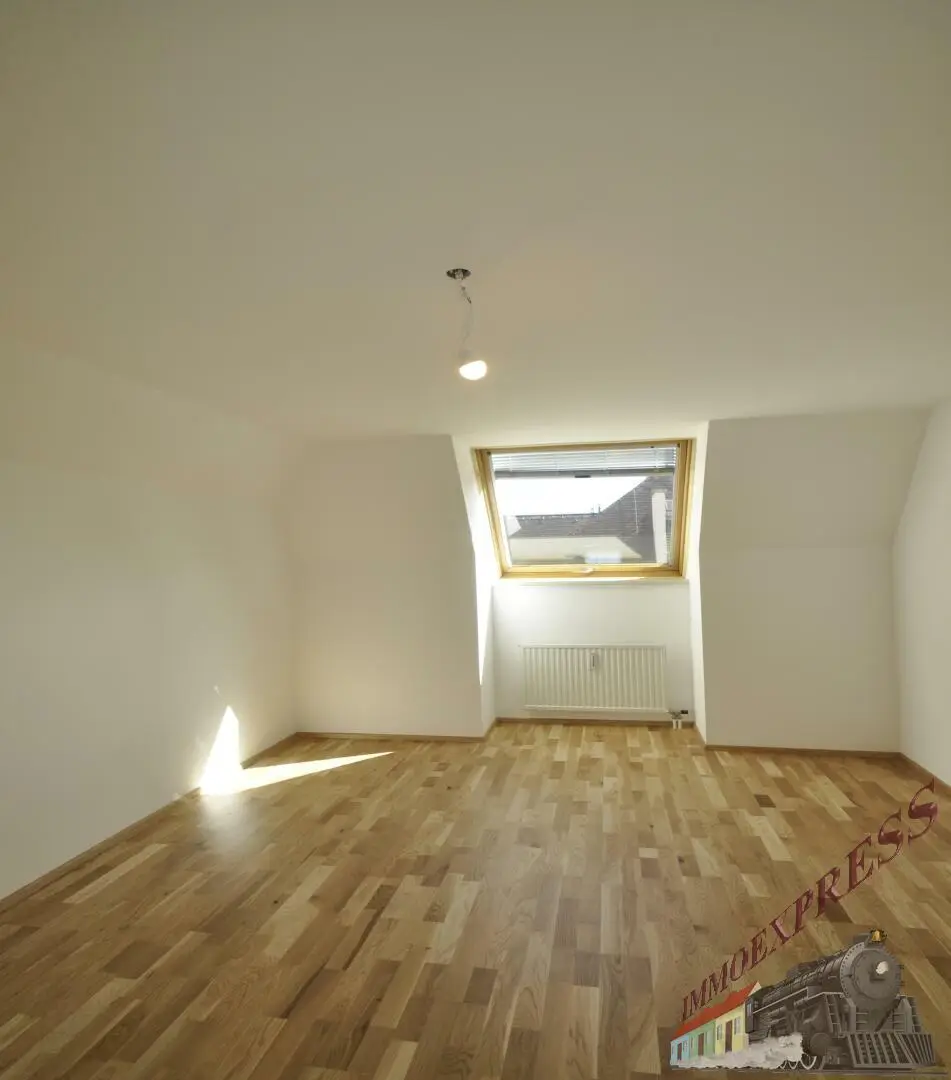 Exklusive Dachterrassenwohnung mit Tiefgarage und bester Fernsicht Nähe EKZ Bühl-Center